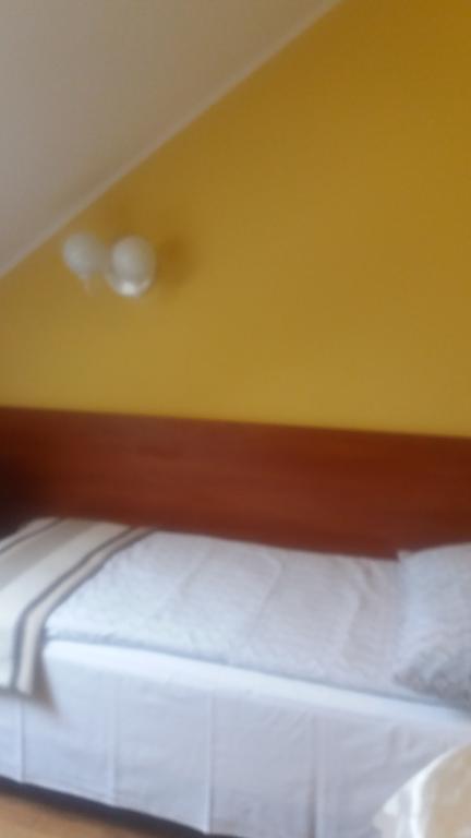 Gosciniec Sloneczny Hotel Drzonkow Bagian luar foto