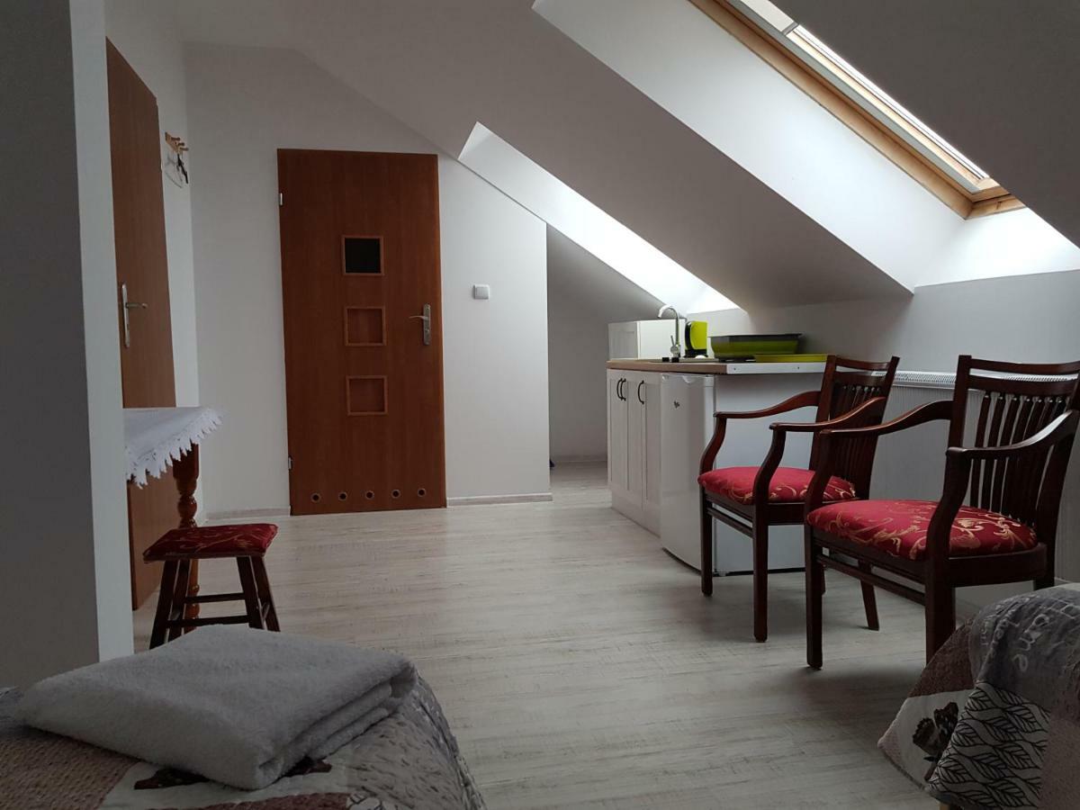 Gosciniec Sloneczny Hotel Drzonkow Bagian luar foto